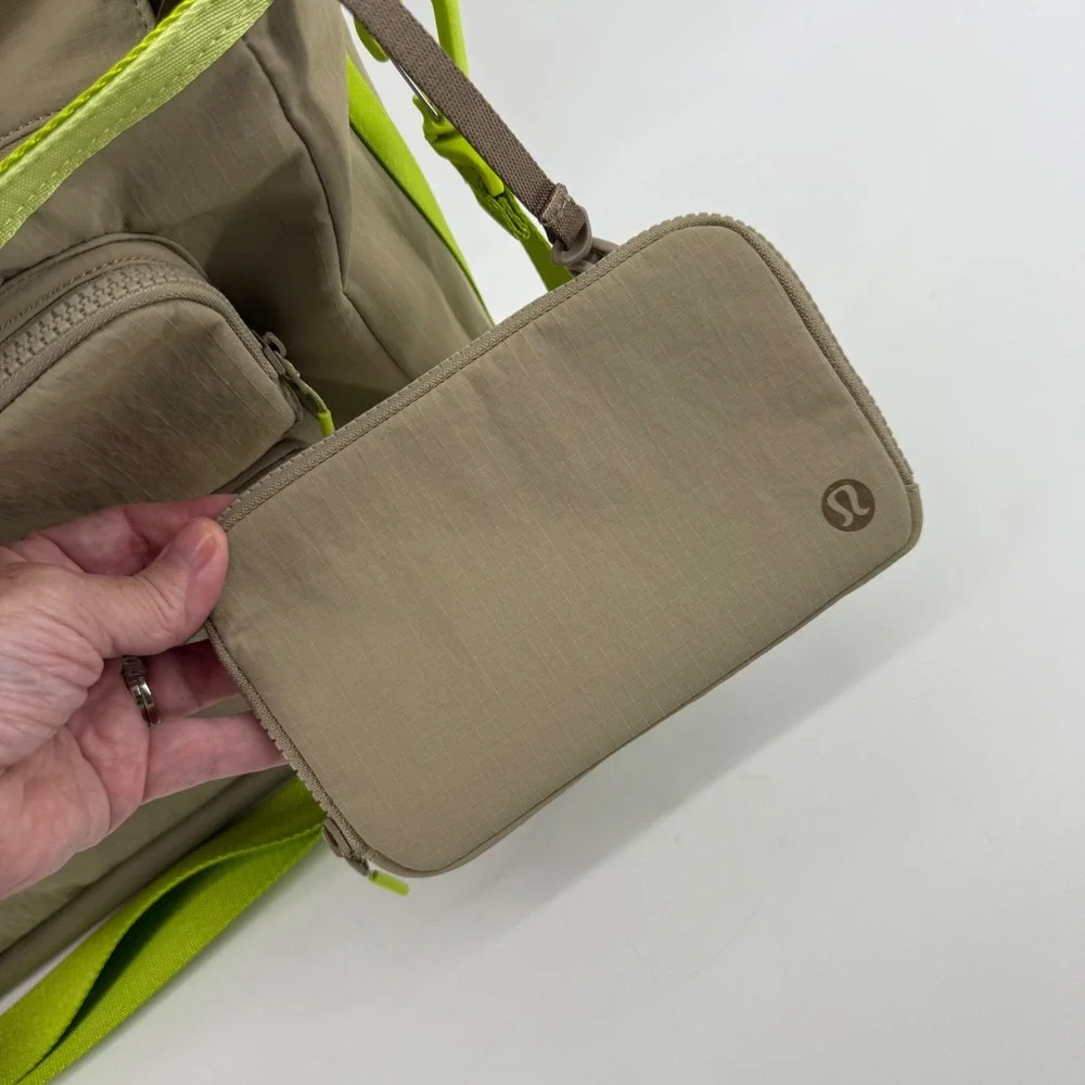 Lululemon New Parent Tote Bag 20L Nomad Faded Zap Tan Lime Green Ripstop Utility